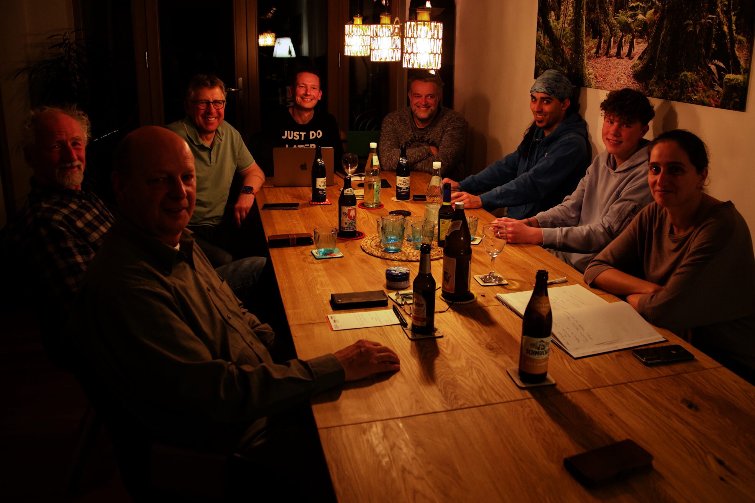 Kommt in unser Team!